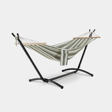 Vonhaus Green & White Outdoor Cotton Hammock On Stand - Assembled
