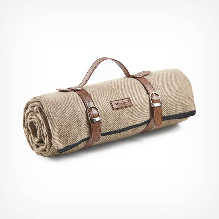 Herringbone Picnic Blanket VonShef