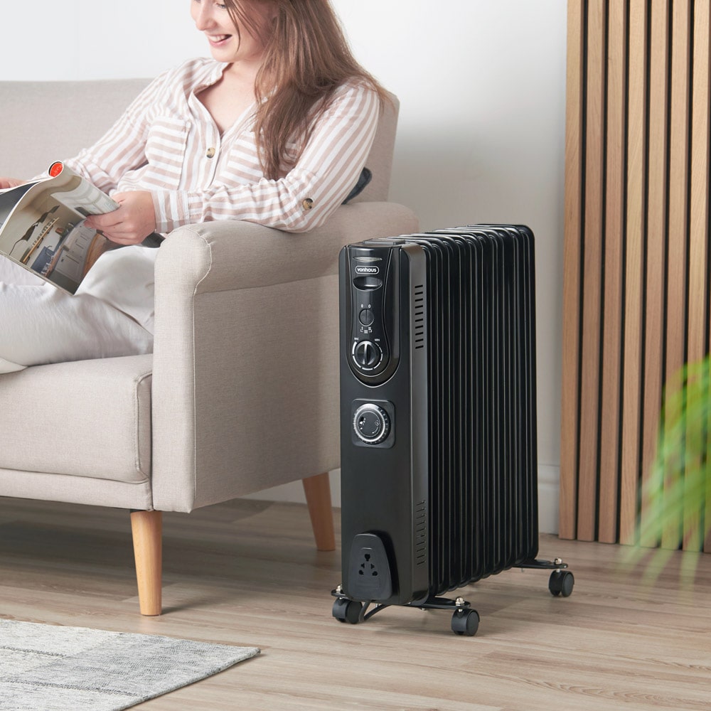 VonHaus oil-filled radiator in cosy living room 