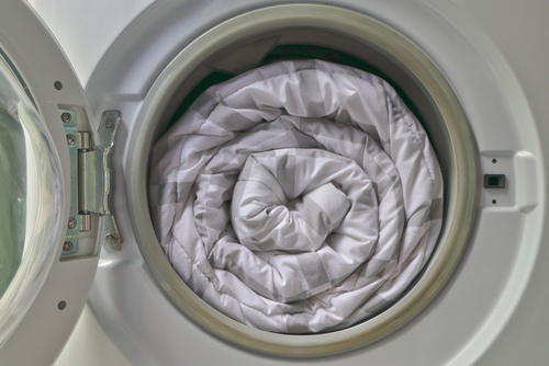 Electric blanket in a washing machine