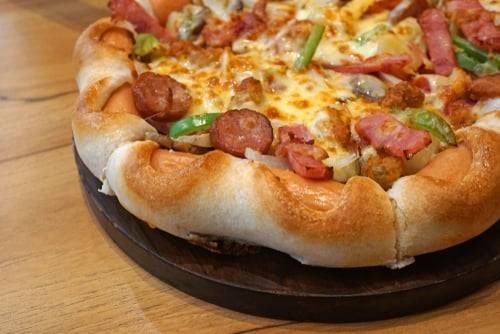 Thick pizza