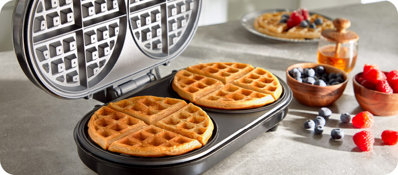 Vonshef Dual Waffle Maker With Waffles Cooked