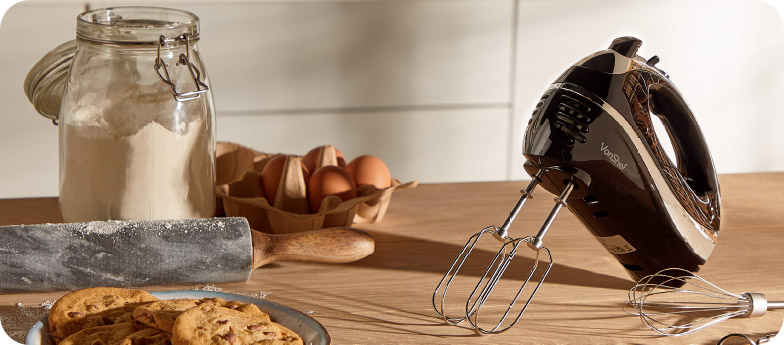 Vonshef Black Hand Mixer With Whisk Attachment