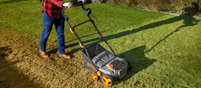Artificial Grass Brush | Garden Power Tools | Lawncare | VonHaus 